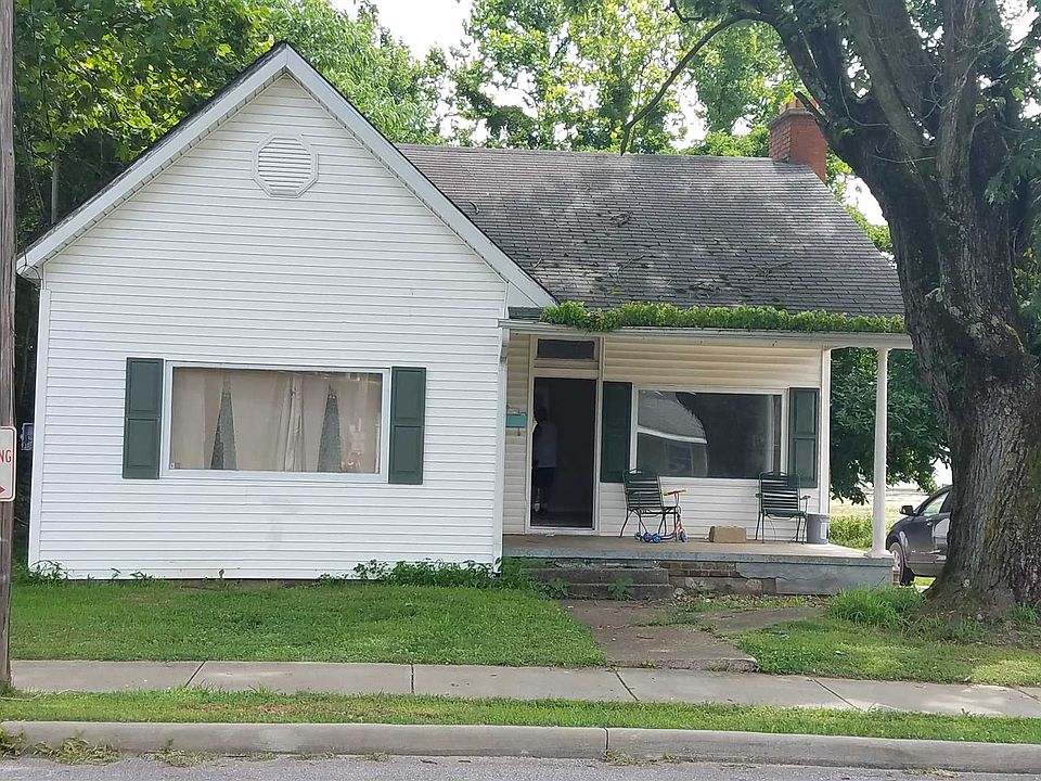 1st image of 413 N Lincoln Ave