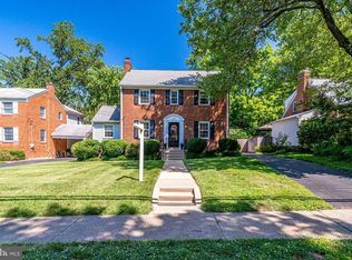 5105 26th St N, Arlington, VA 22207