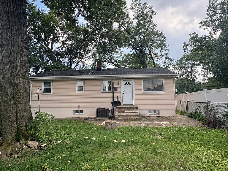 2614 N Stiles St — Photo 7