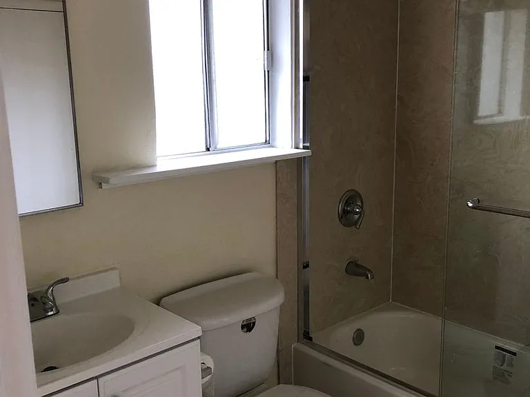 3212 School St — Photo 7