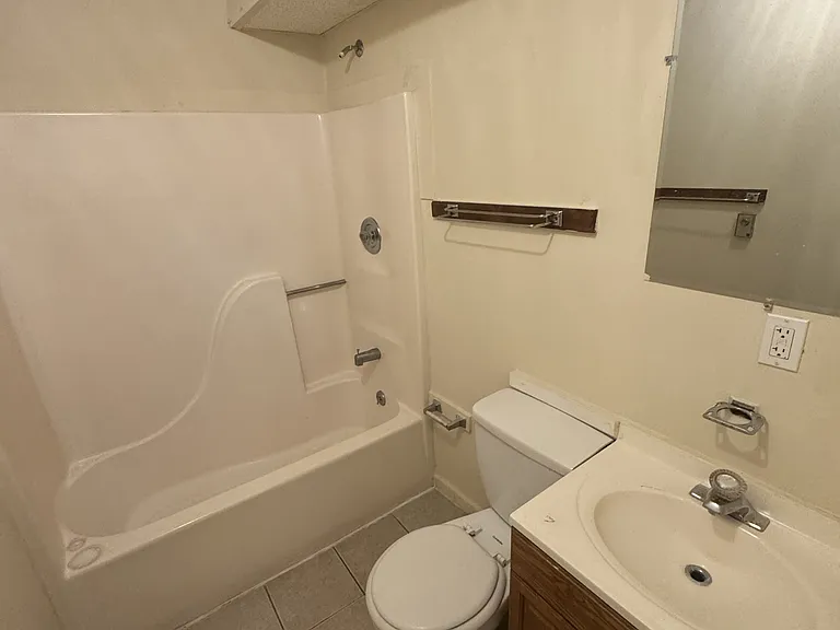 318 E 5th Ave #6 — Photo 3