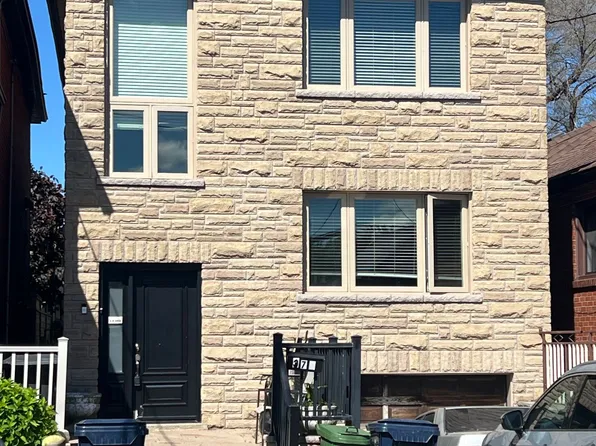 376 Blackthorn Ave, Toronto, ON M6M 3B9