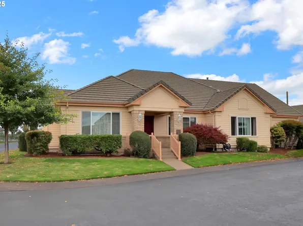 1789 Lake Shore Dr, Eugene, OR 97408
