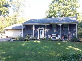 6217 Maxwell Dr, Madison, OH 44057