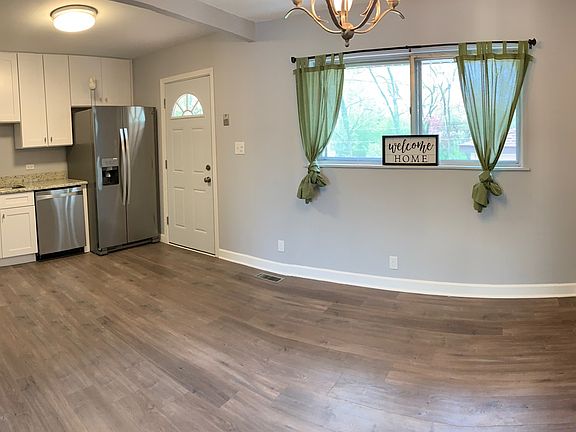 4th image of 503 Robinhood Dr