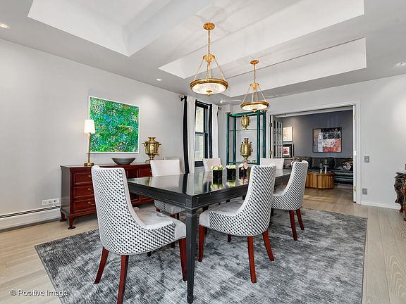 3rd image of 2100 N Lincoln Park West Ave #9DS