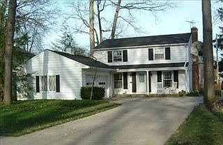 1st image of 4621 W 225th St