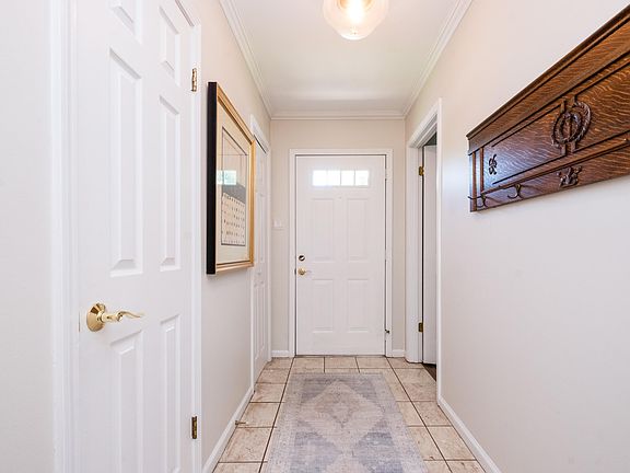 2nd image of 4907 B St