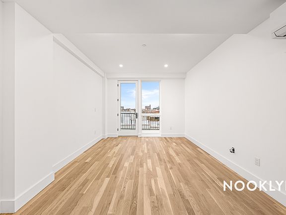 5th image of 1233 Eastern Pkwy #7H