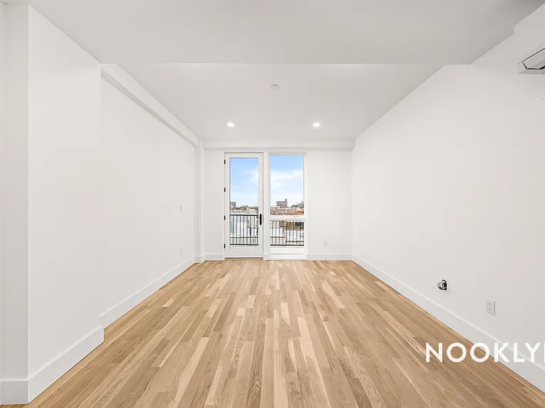 1233 Eastern Pkwy #7H — Photo 5