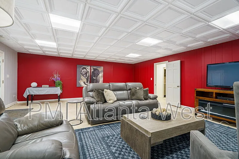2 bed, 1.0 bath, $3,000 — Photo 3