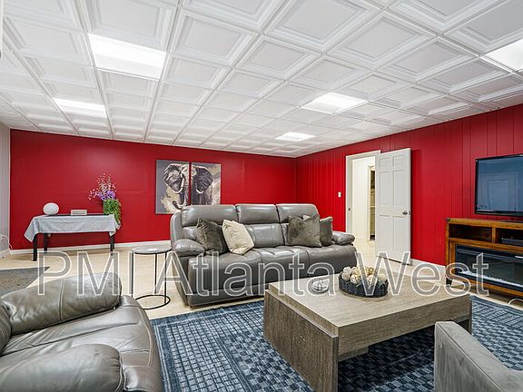 3rd image of 2215 Spalding Dr #Lvl