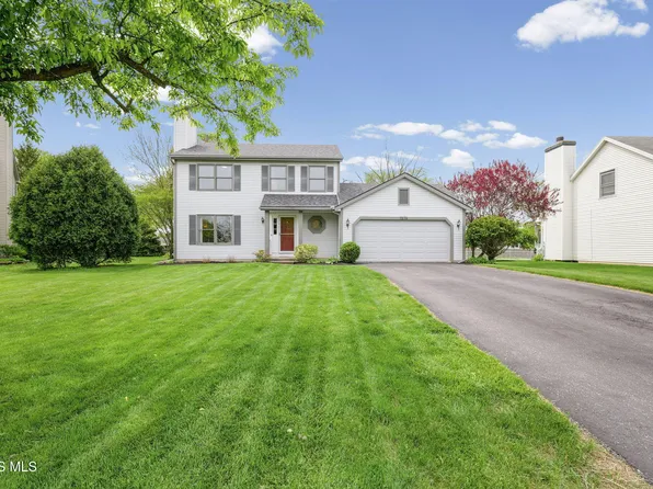 1574 Indian Creek Dr, Perrysburg, OH 43551