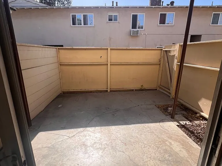 Ramona — Photo 25