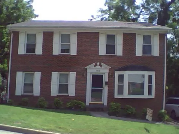 1916 Brighton Rd SW, Roanoke, VA 24015