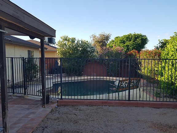 4th image of 1043 S Nina Dr