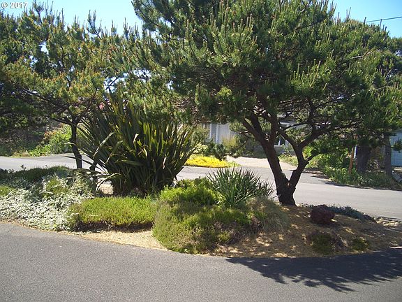 5th image of 5870 El Mar Ave