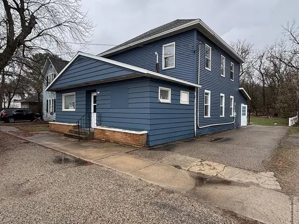 123 East South Lake Street, Hancock, WI 54943