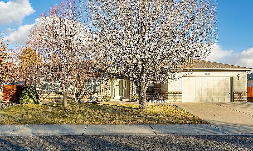 1st image of 642 E Pagosa Dr