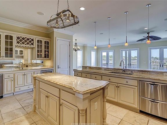 5th image of 28 Sterling Pointe Dr