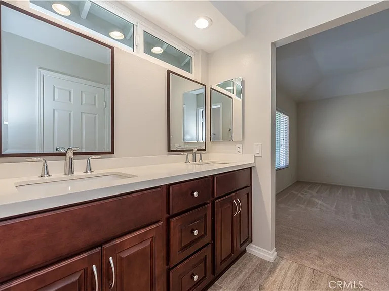 11 Bragg — Photo 24