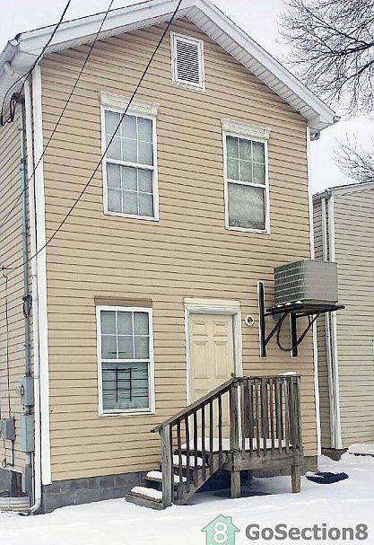 2nd image of 363 N 25th St