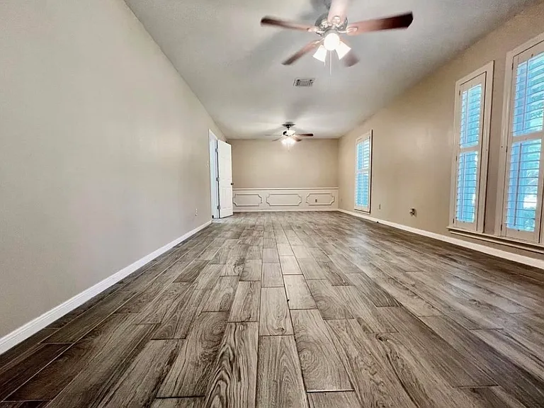 13719 Foxmoor Ln — Photo 4