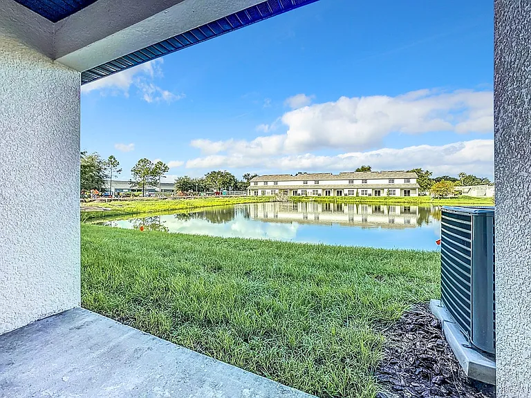 1711 Barton Towne Cir — Photo 50