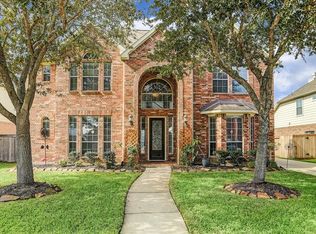 3906 Kinnerton St, Pearland, TX 77584