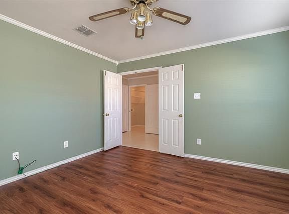 3rd image of 2623 Mountain View Dr