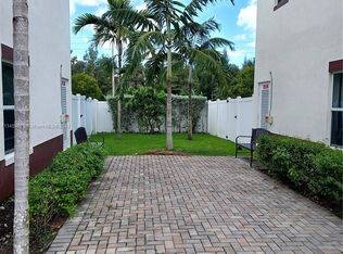 2832 SW 145th Ct, Miami, FL 33175