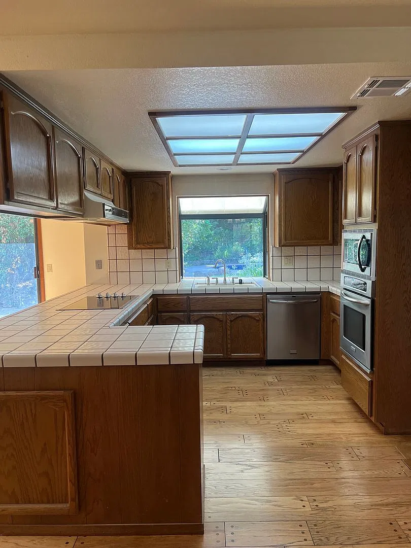 3 Bedroom/2 Bath East Roseville Beauty W/Pool!! — Photo 3