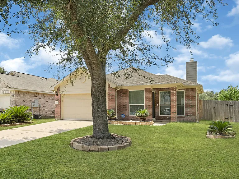 1807 Strongs Ct — Photo 19