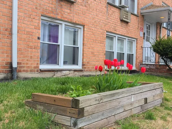385 Stuyvesant Ave APT 1A, Irvington, NJ 07111