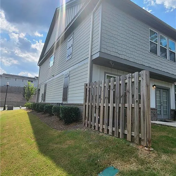 438 Bannon Way — Photo 6