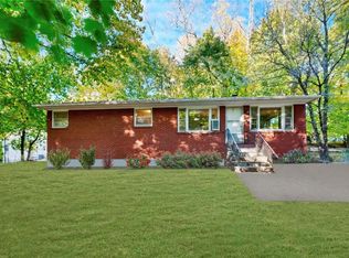 53 Silver Spring Rd, New Windsor, NY 12553