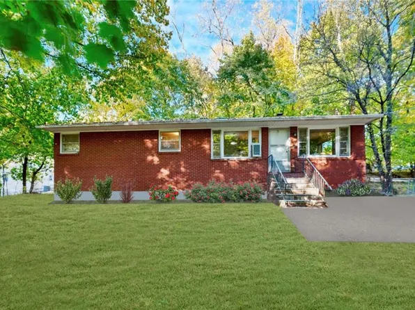 53 Silver Spring Road, New Windsor, NY 12553