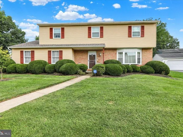 2024 Gring Dr, Wyomissing, PA 19610