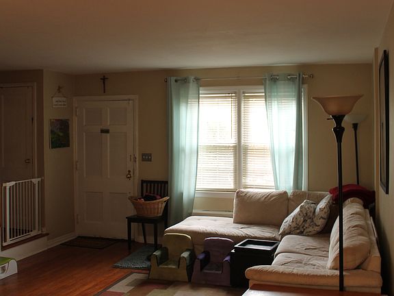 5th image of 1082 Palmer Ave