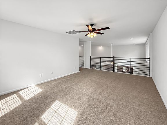 5th image of 2419 Lundy Canyon St
