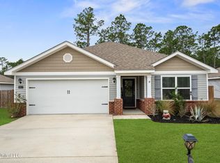 10217 Willow Leaf Dr, Gulfport, MS 39503