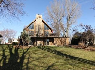 538 Riverview Dr, Marshall, WI 53559