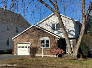 614 Elizabeth St, Mechanicville, NY 12118