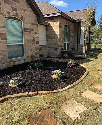 4th image of 817 Paddy Road