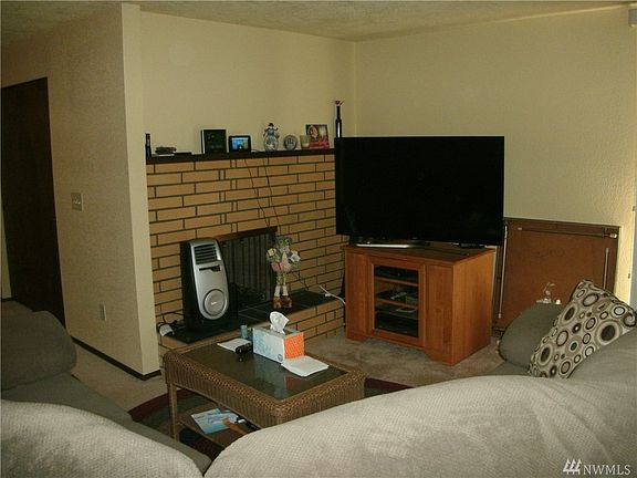 2nd image of 800 N Abbey Ct #205