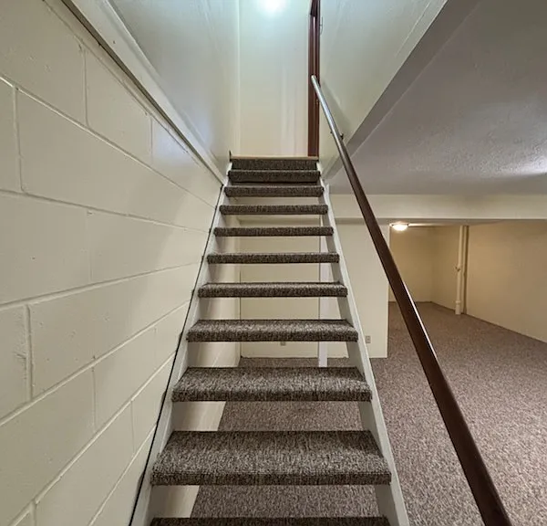 1911 Canterbury Dr #D — Photo 25