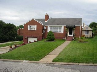 1454 Senior Dr, Pittsburgh, PA