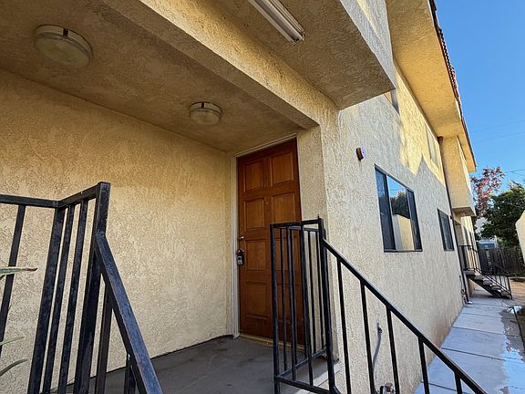 3rd image of 1425 Bank St APT D