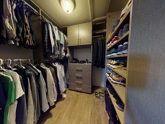 3rd image of 851 N San Vicente Blvd APT 201