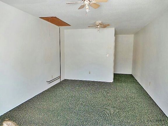 5th image of 3537 Holland Ln